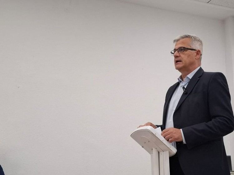 David Lucas defiende acciones del Gobierno para asegurar viviendas asequibles y dignas