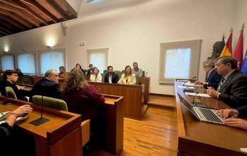 El Ayuntamiento de Villanueva de la Cañada cede terreno para viviendas públicas en Madrid