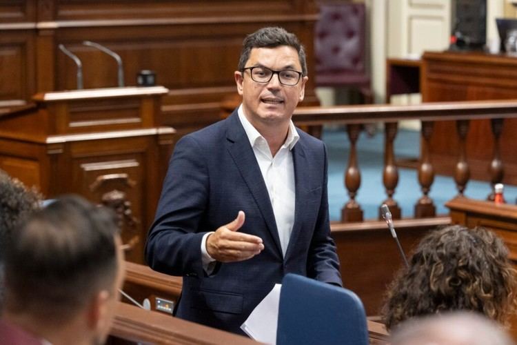 Canarias lanza ayudas para que jóvenes compren su primera vivienda