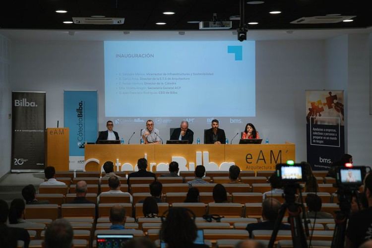 Cátedra Bilba impulsa la innovación en vivienda de madera en Málaga