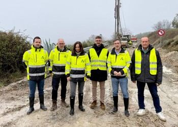 Progreso en la reparación de la carretera A-6204 entre Villacarrillo y Mogón en Jaén